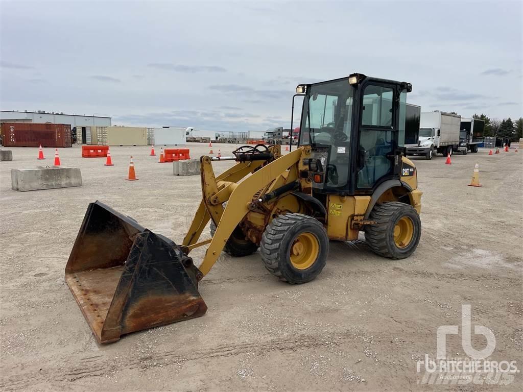 CAT 903C2 Incarcator pe pneuri