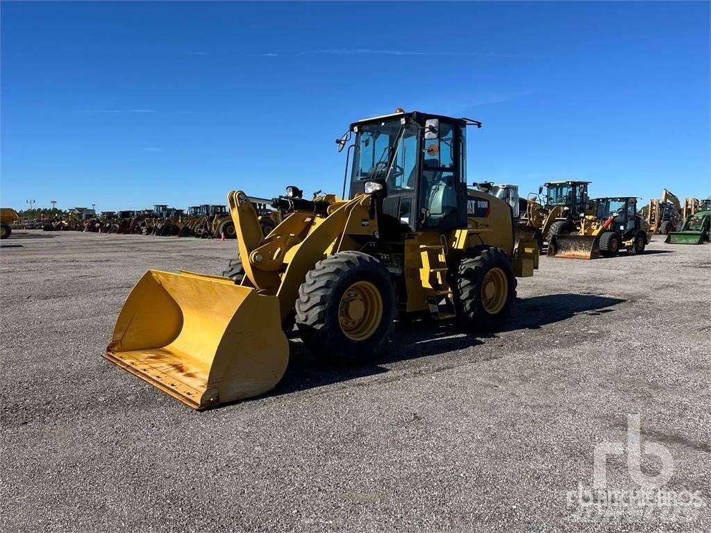CAT 910M Incarcator pe pneuri
