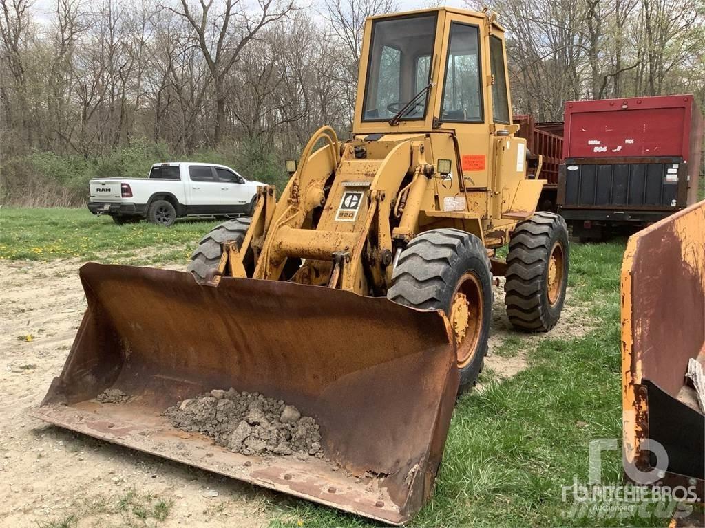 CAT 920 Incarcator pe pneuri