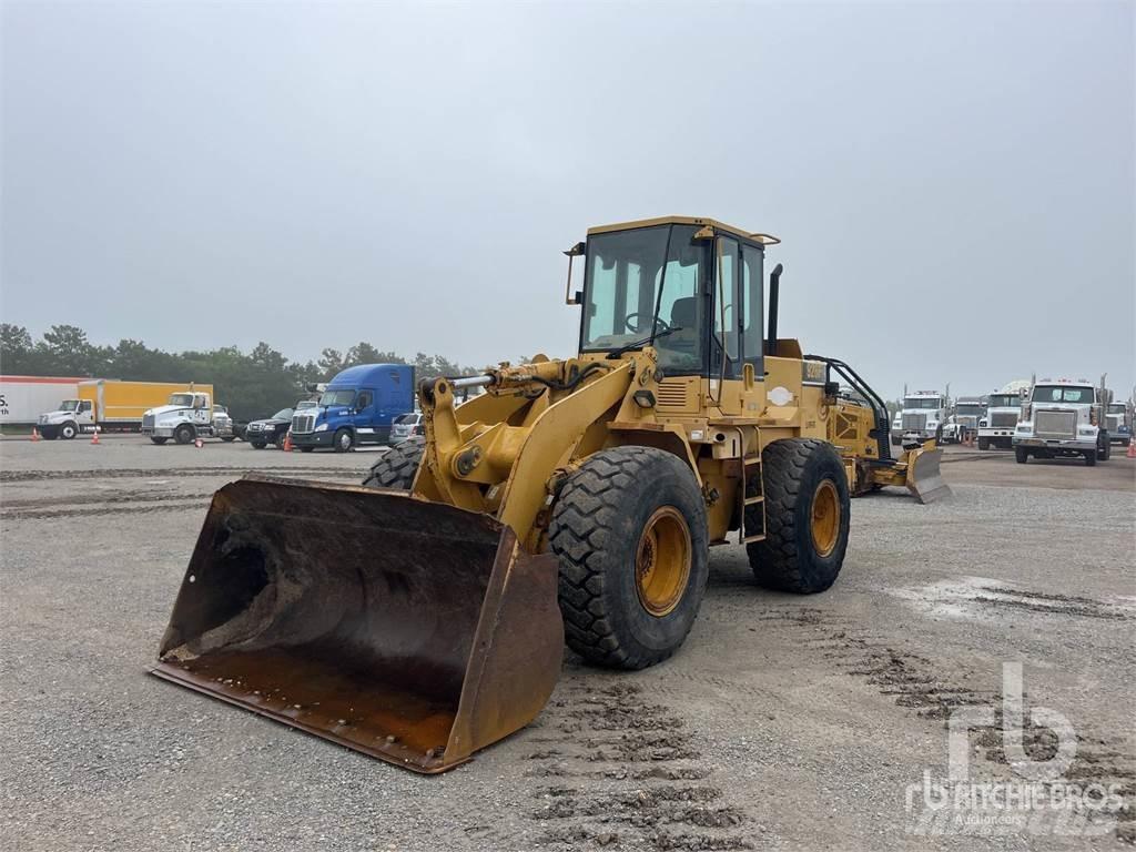 CAT 928F Incarcator pe pneuri