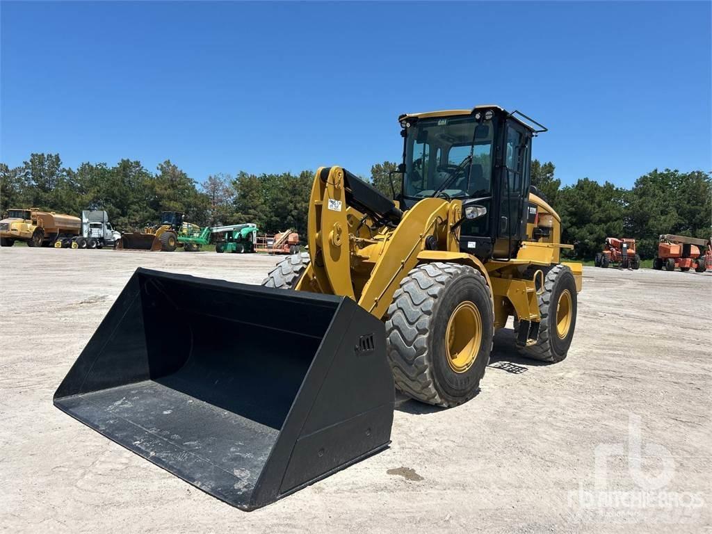 CAT 930M Incarcator pe pneuri