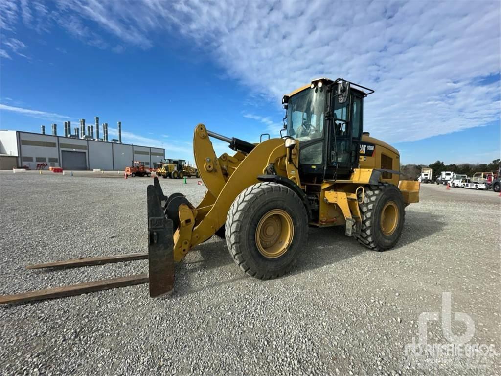 CAT 938M Incarcator pe pneuri