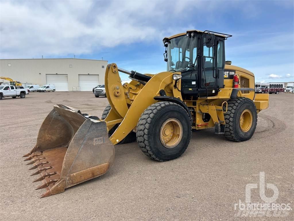 CAT 938M Incarcator pe pneuri