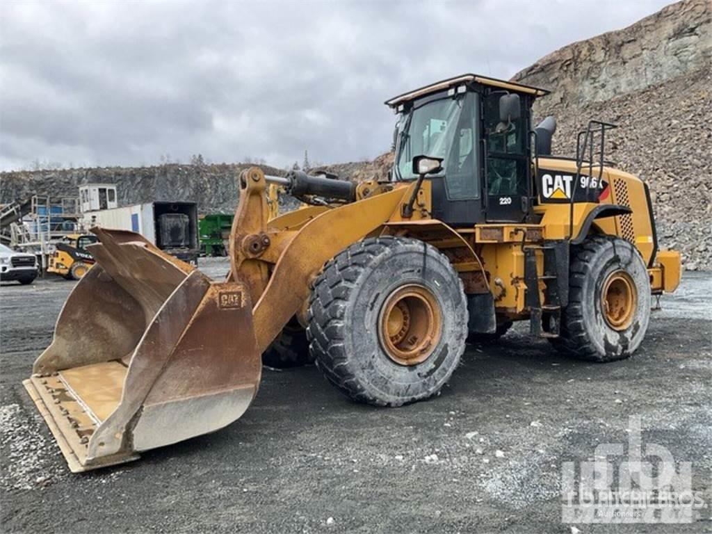 CAT 966K Incarcator pe pneuri