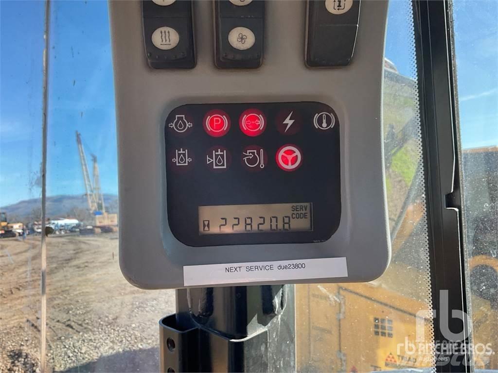 CAT 980H Incarcator pe pneuri