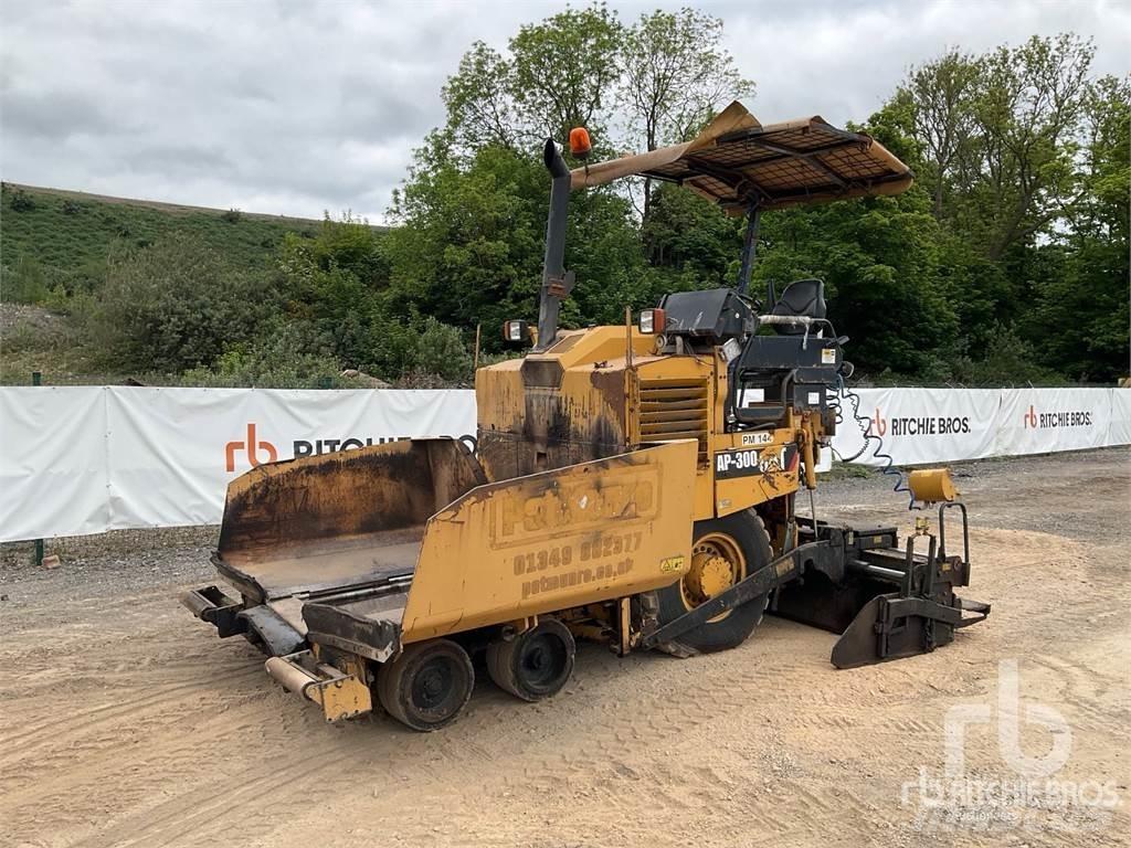 CAT AP300D Pavatoare asfalt