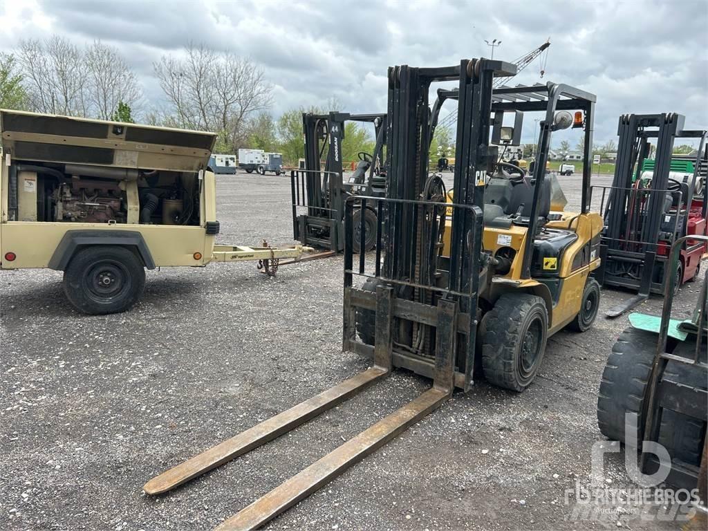 CAT C5000 Stivuitor diesel