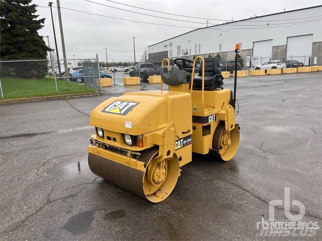 CAT CB224E Cilindri compactori dubli