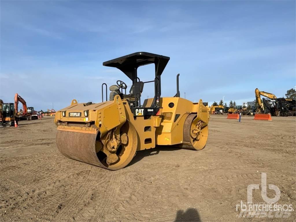 CAT CB564D Cilindri compactori dubli