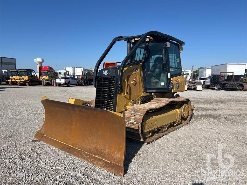 CAT D3 Buldozere pe senile