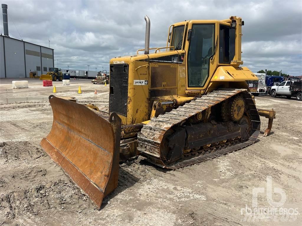 CAT D6N XL Buldozere pe senile