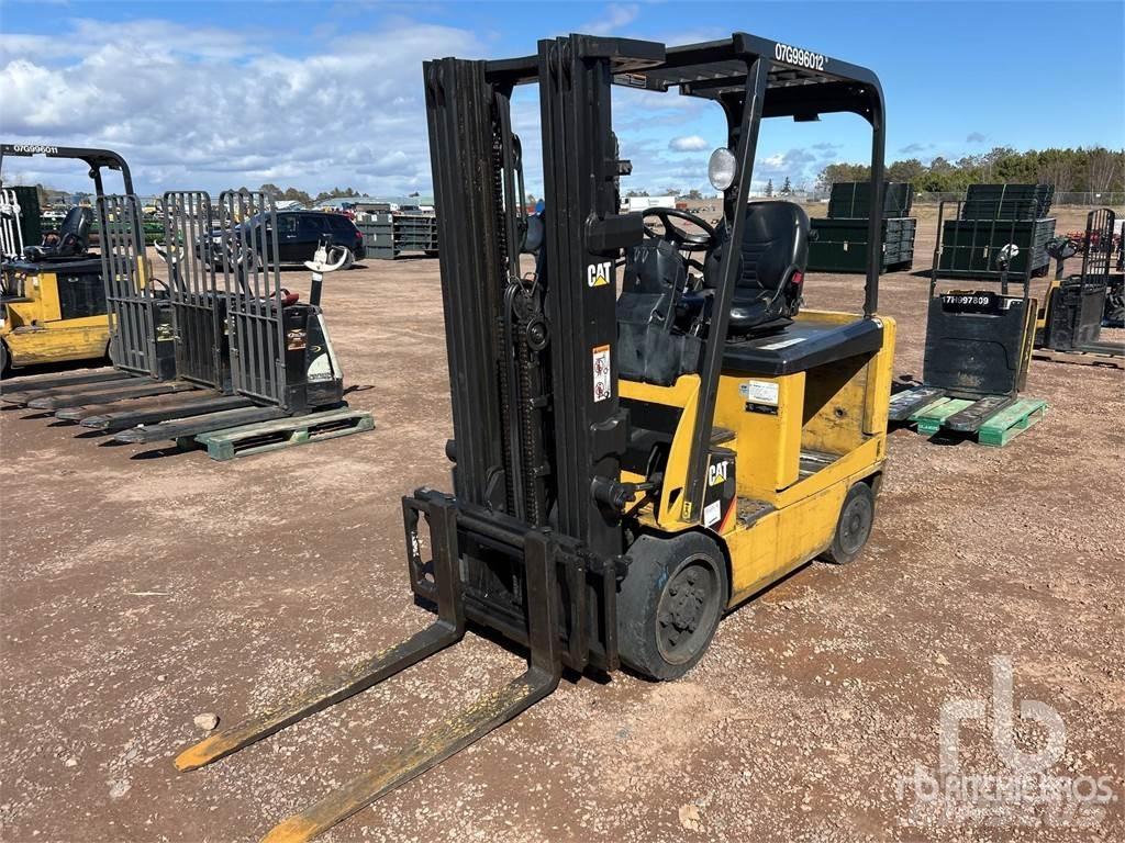 CAT EX4000CC Stivuitor electric