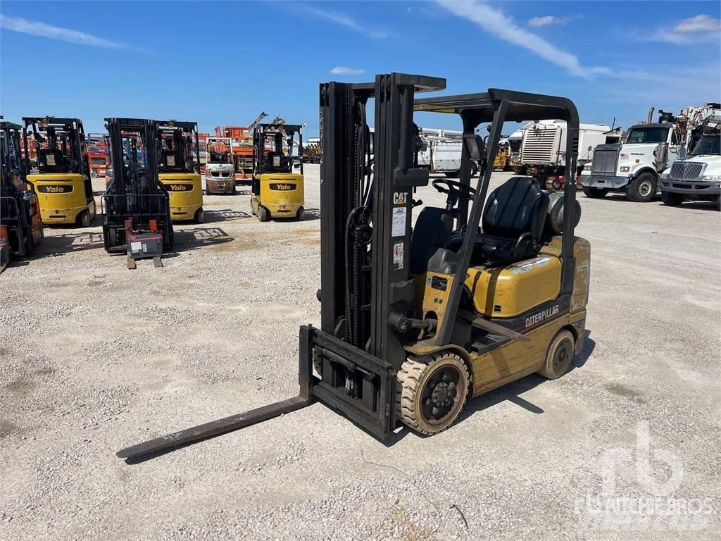 CAT GC25K Stivuitor diesel