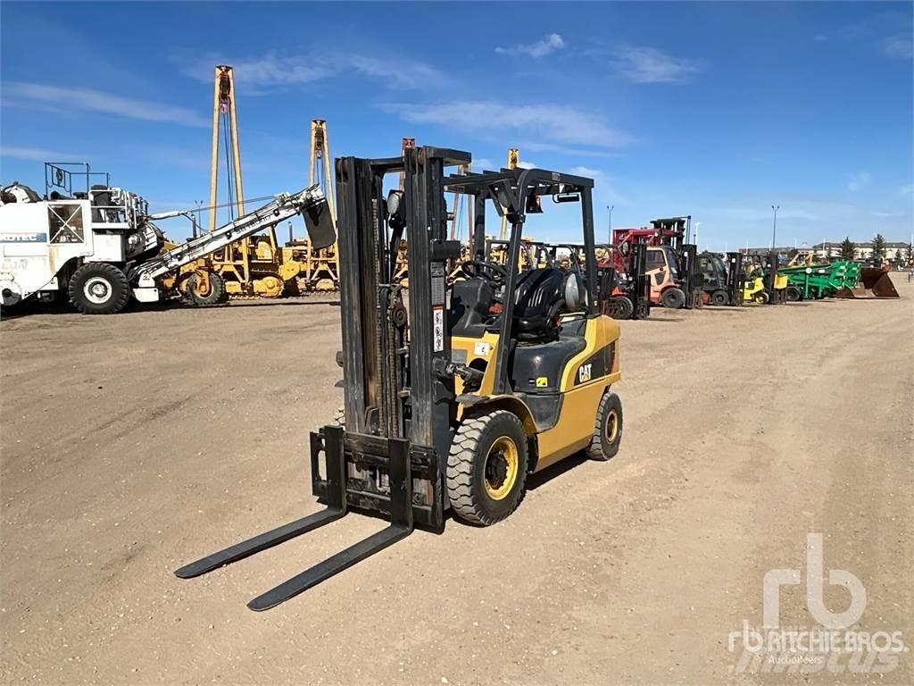 CAT GP25N Stivuitor diesel