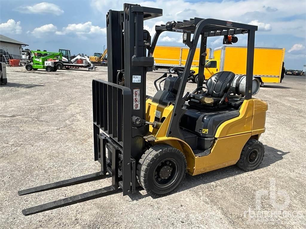 CAT GP25N Stivuitor diesel
