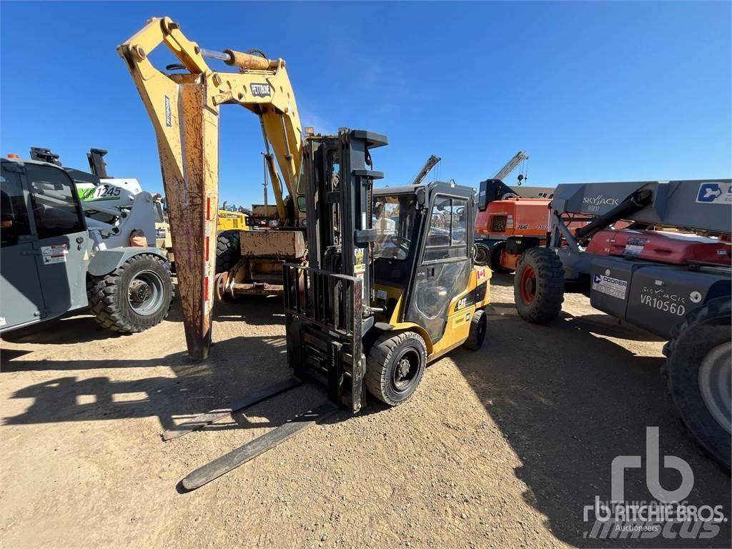 CAT GP33N Stivuitor diesel