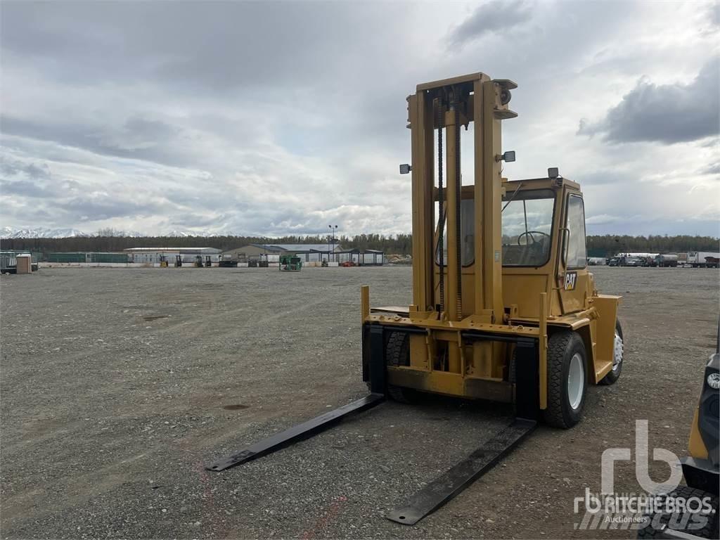 CAT V180 Stivuitor diesel