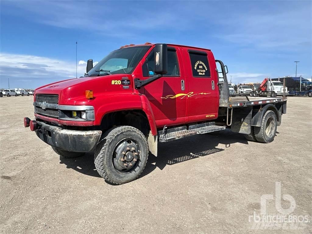 Chevrolet C5500 Camioane platforma/prelata