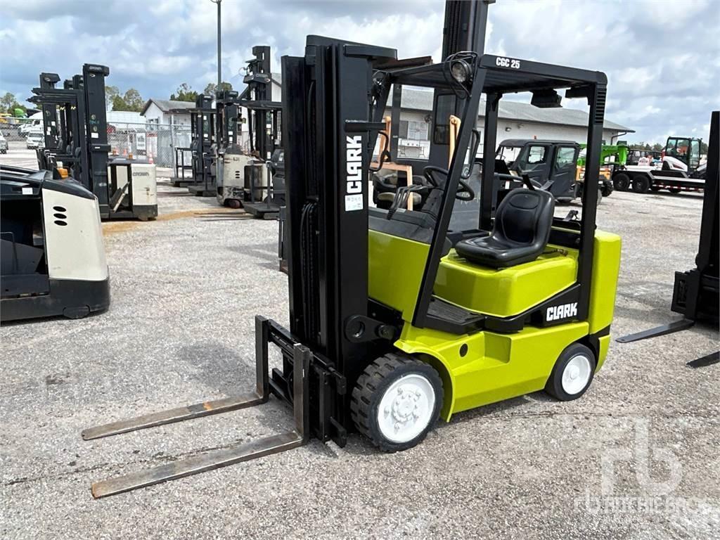 Clark CGC25 Stivuitor diesel
