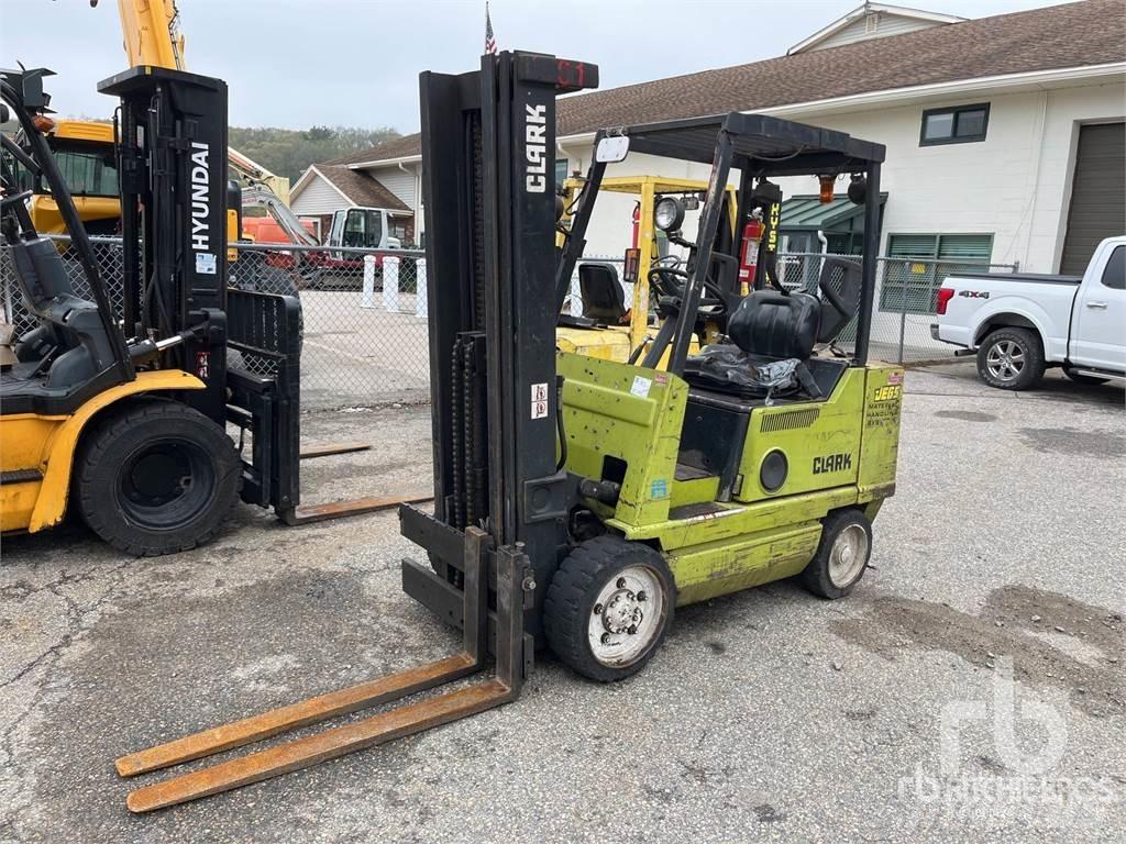 Clark GCX30E Stivuitor diesel