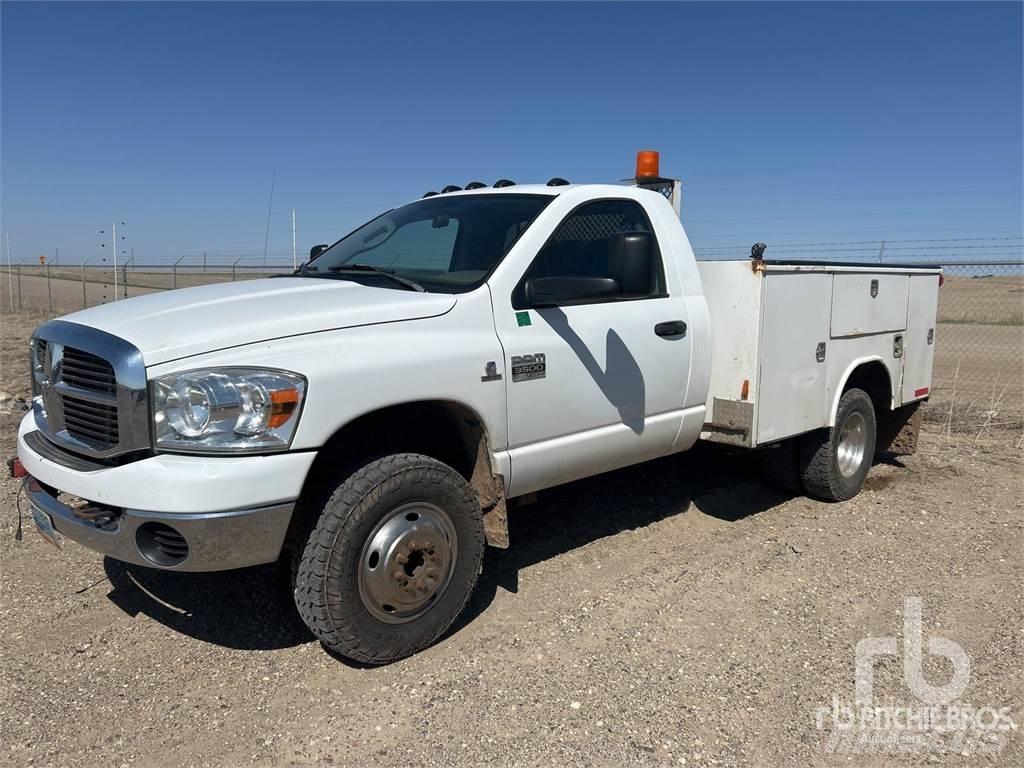 Dodge 3500 Municipal/vehicul cu uz general