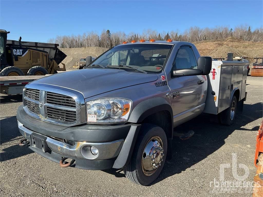 Dodge 4500 Municipal/vehicul cu uz general
