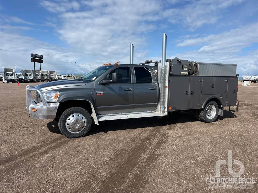 Dodge 5500 Municipal/vehicul cu uz general
