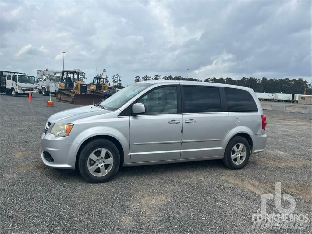 Dodge CARAVAN Utilitara