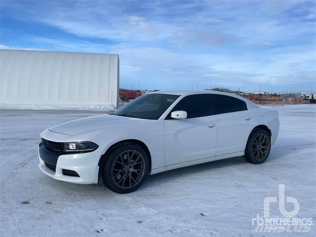 Dodge CHARGER Masini