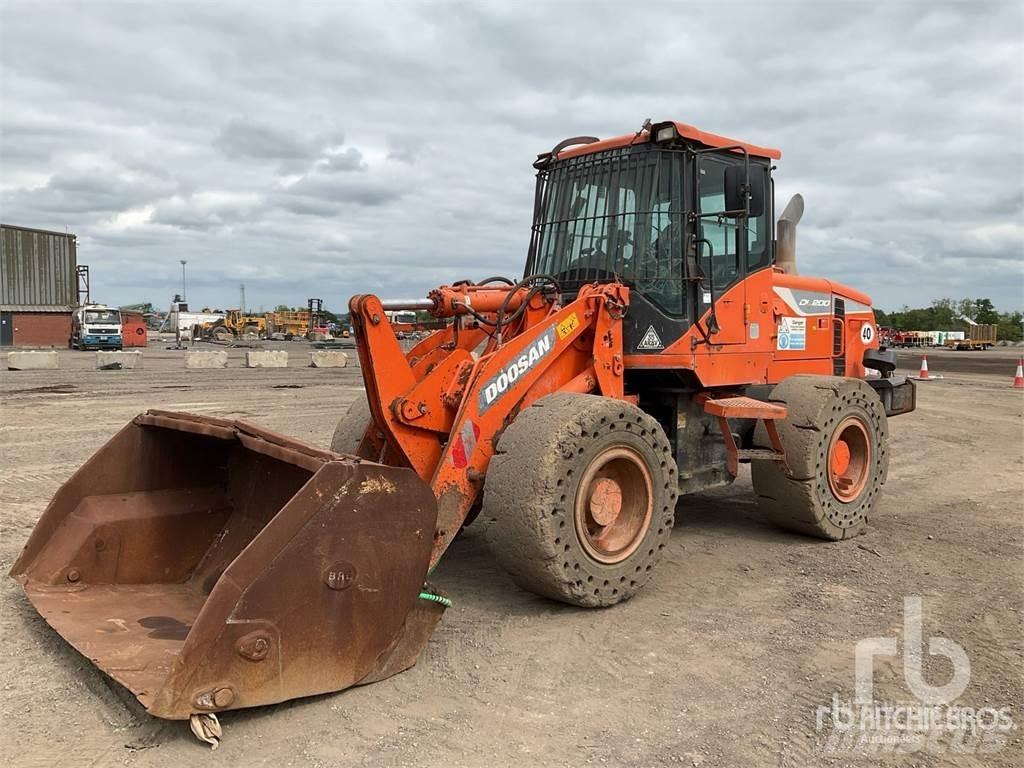 Doosan DL200-5 Incarcator pe pneuri