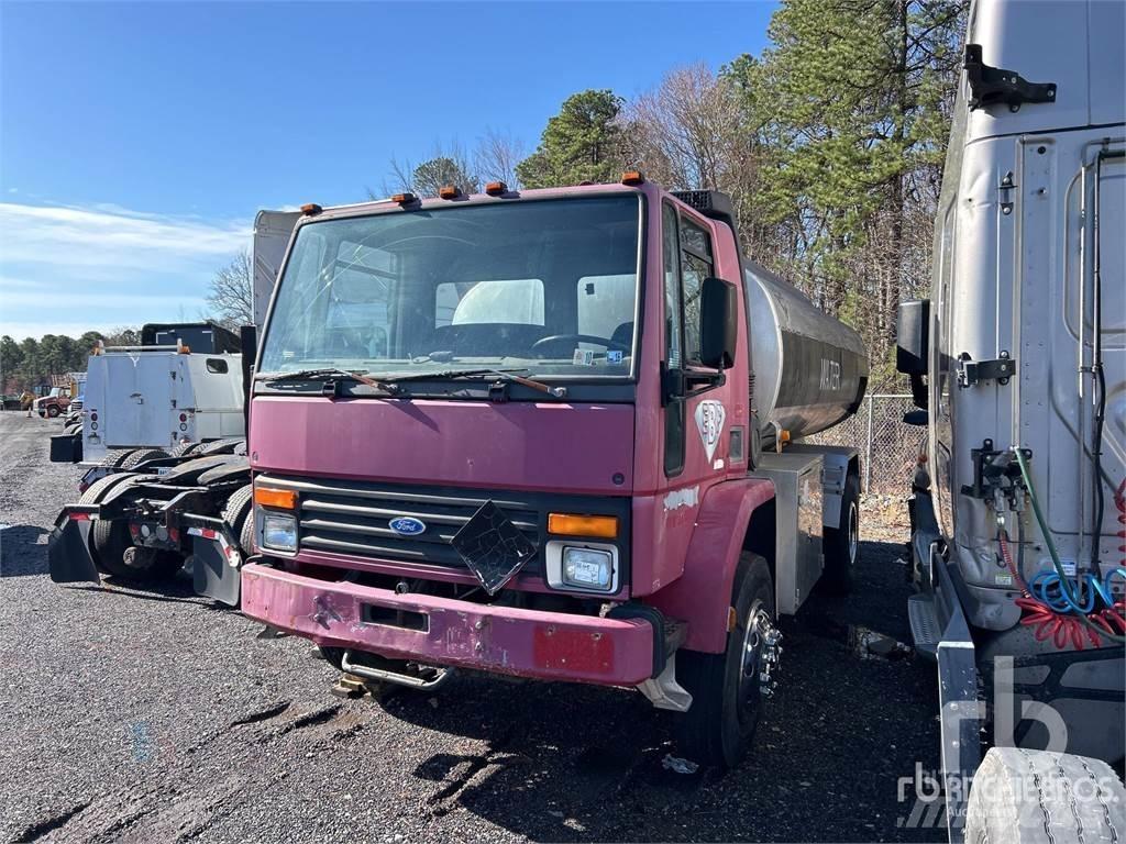 Ford CF8000 Cisterne