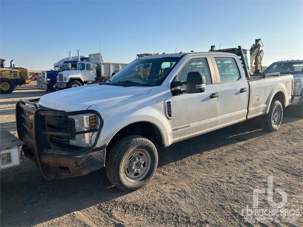 Ford F-250 Pick up/Platou