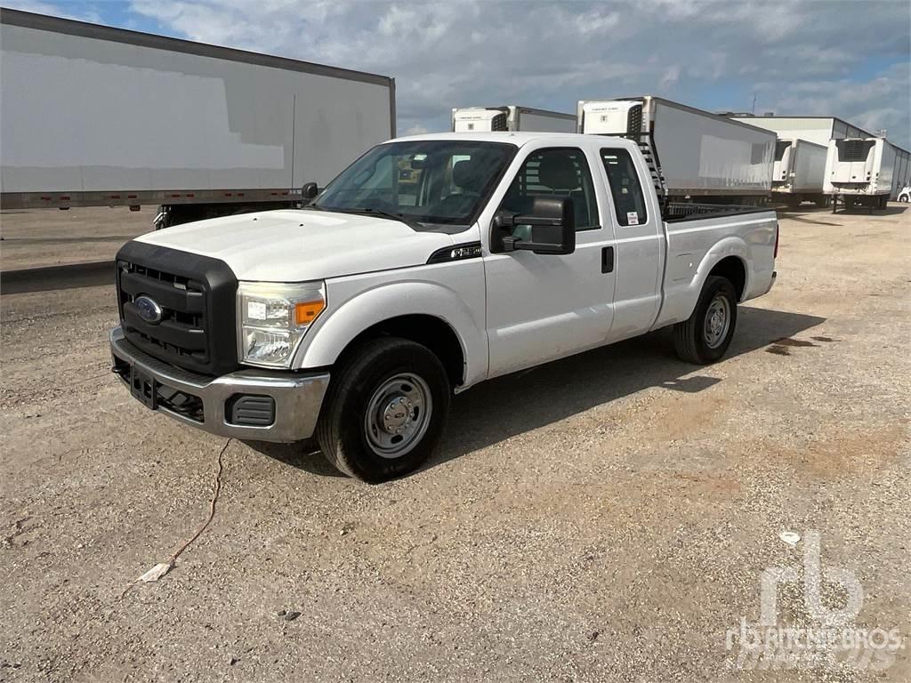 Ford F-250 Pick up/Platou