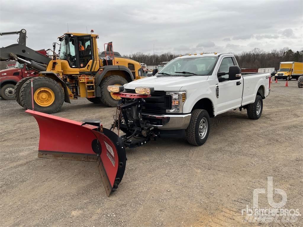 Ford F-250 Pick up/Platou