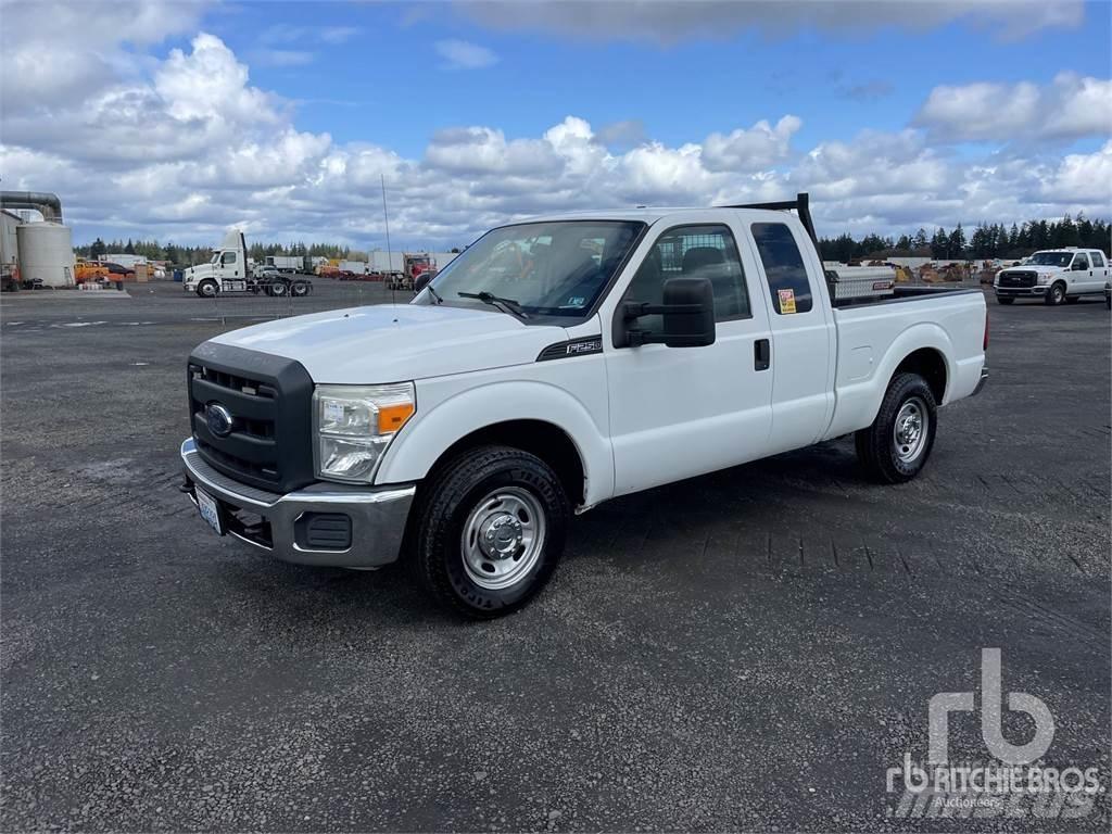 Ford F-250 Pick up/Platou