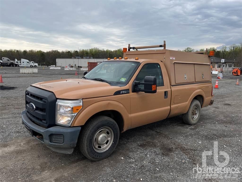 Ford F-250 Pick up/Platou