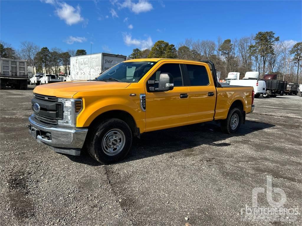 Ford F-250 Pick up/Platou