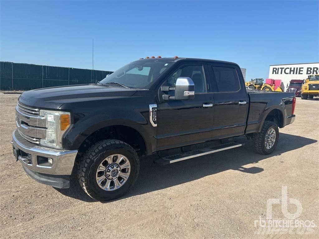 Ford F-250 Pick up/Platou