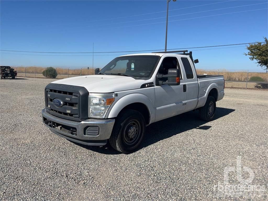 Ford F-250 Pick up/Platou