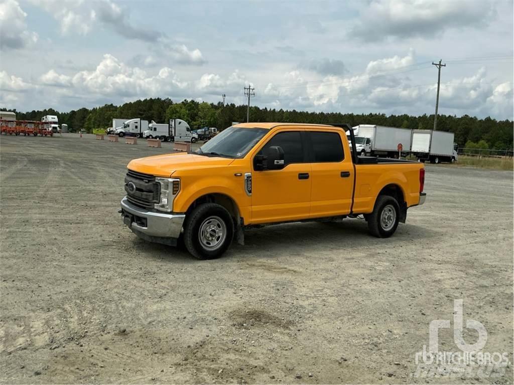 Ford F-250 Pick up/Platou