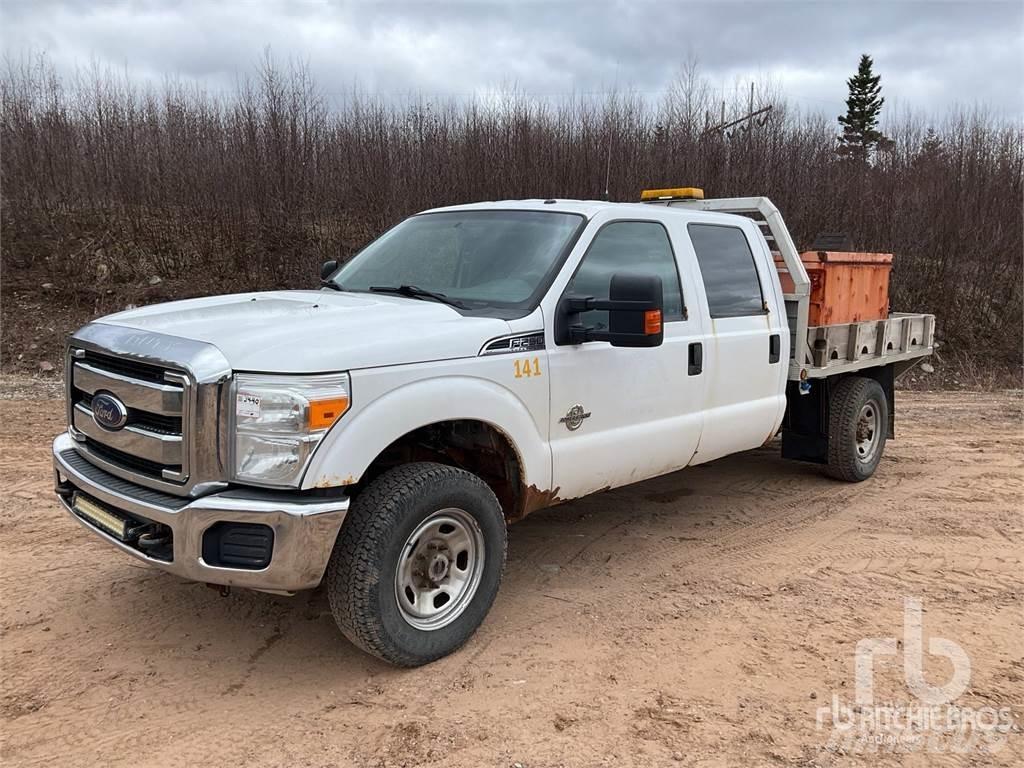Ford F-250 Camioane platforma/prelata