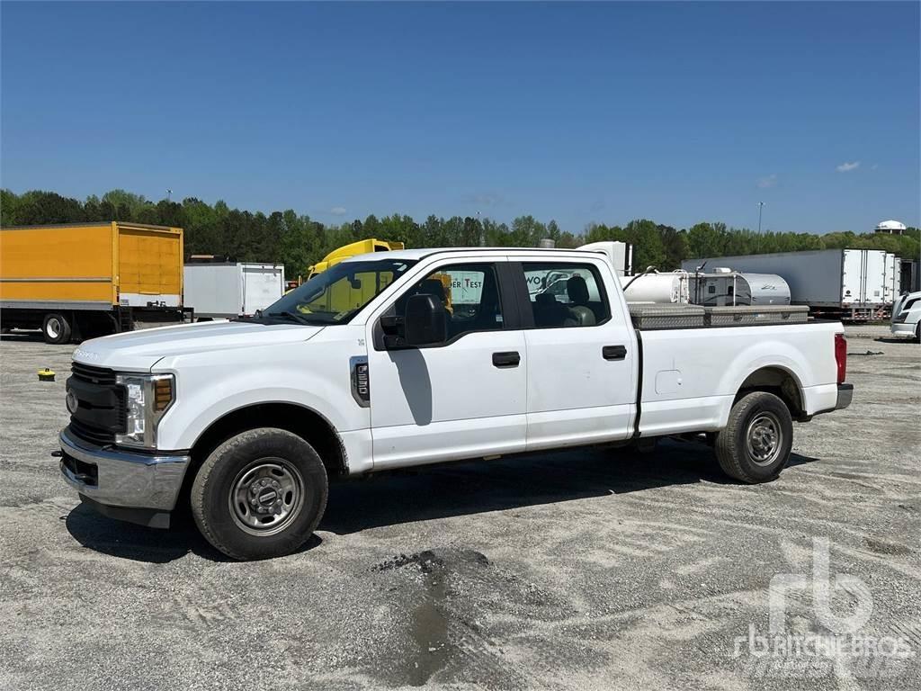 Ford F-250 Pick up/Platou