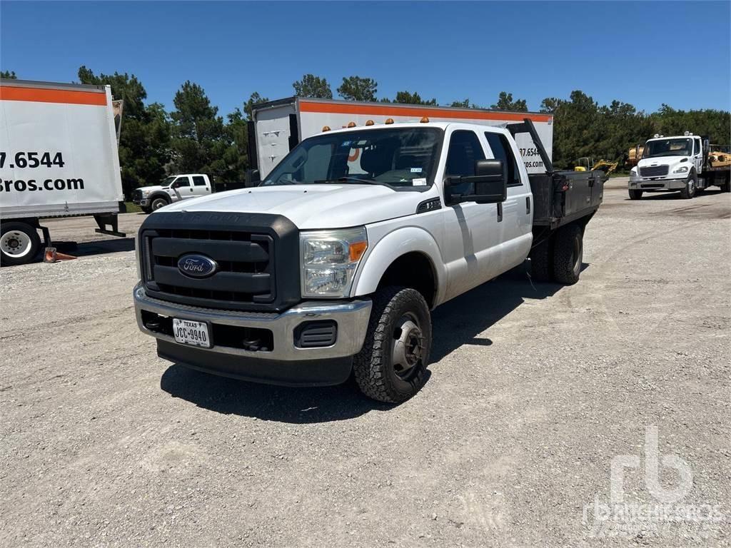 Ford F-350 Camioane platforma/prelata