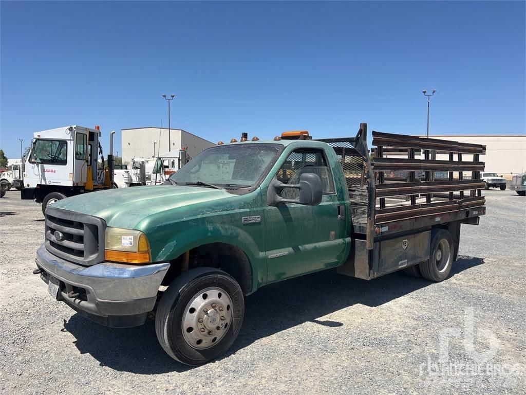 Ford F-450 Camioane platforma/prelata