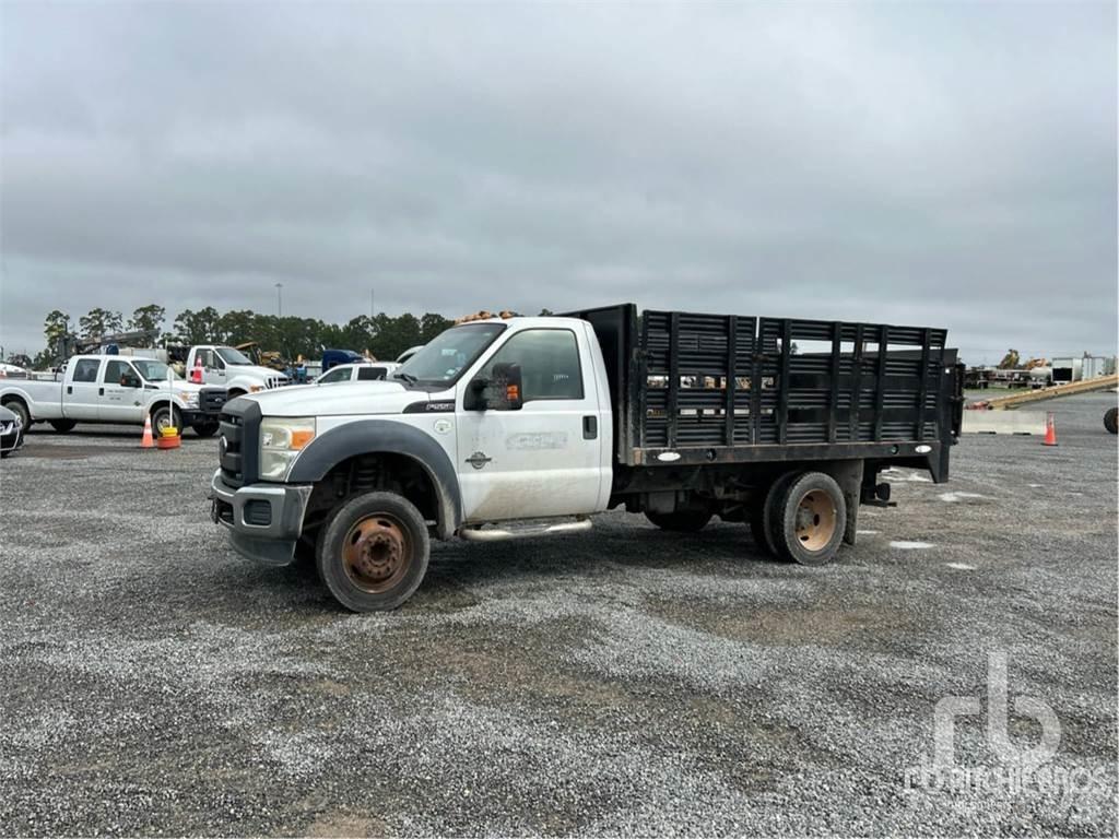 Ford F-550 Camioane platforma/prelata