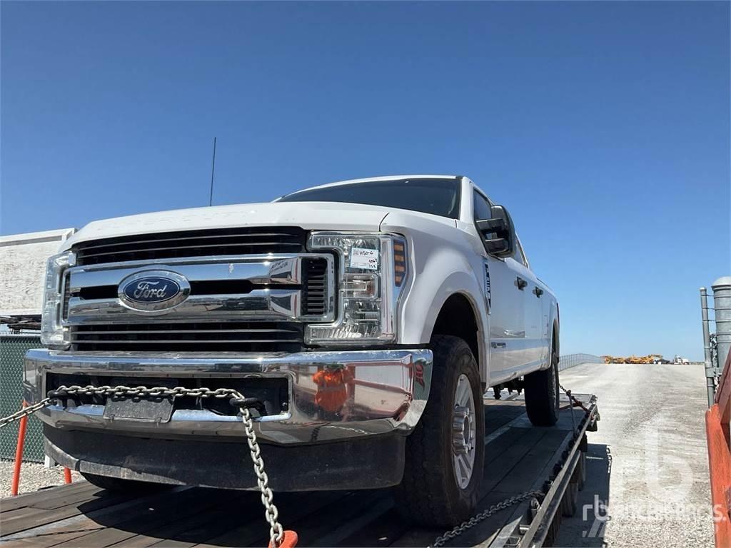 Ford F250 XLT Pick up/Platou
