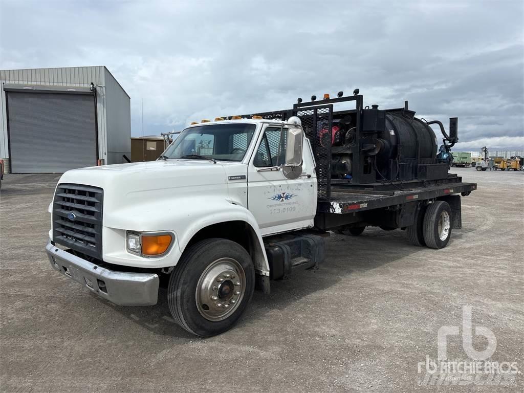 Ford F800 Pulverizatoare de bitum