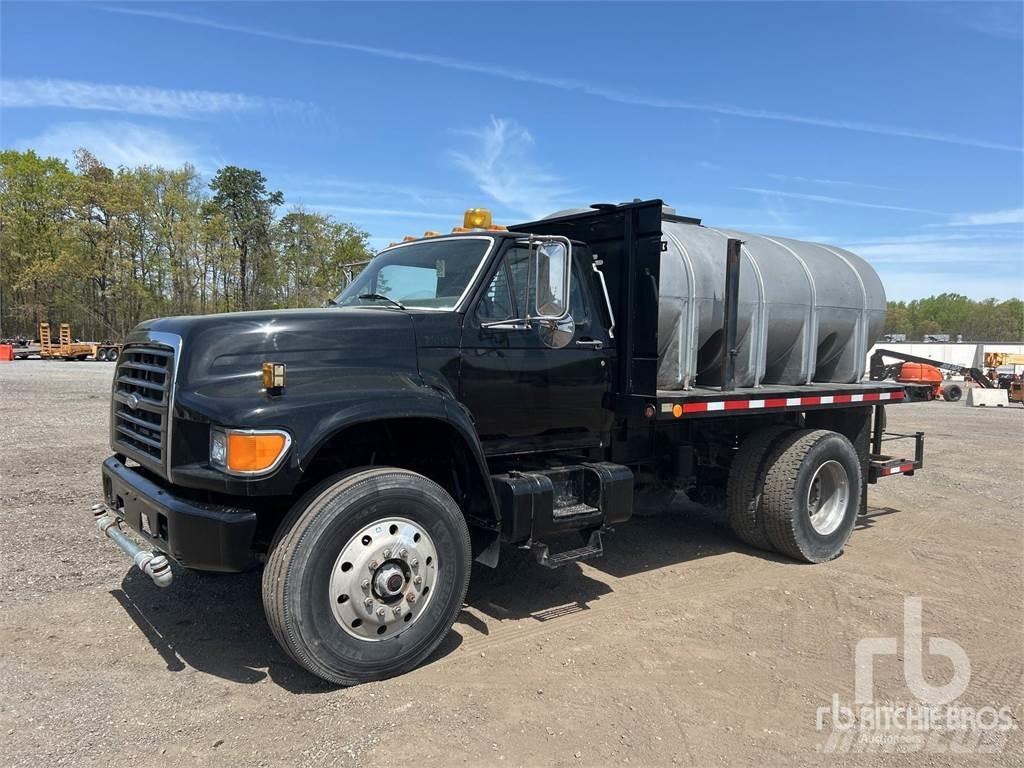 Ford F800 Cisterne