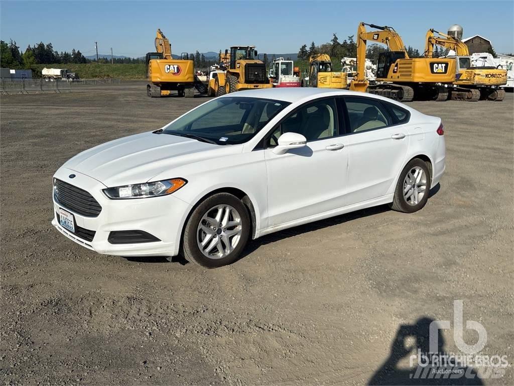 Ford FUSION SE Masini
