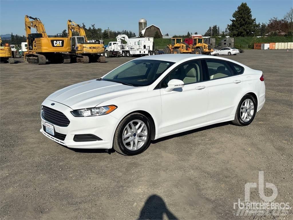 Ford FUSION SE Masini